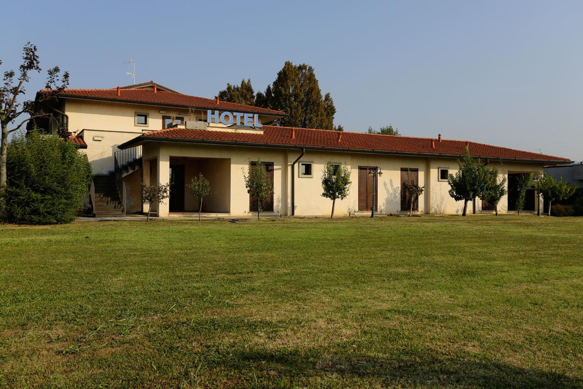 Hotel Franciacorta s.r.l Paderno Franciacorta Luaran gambar
