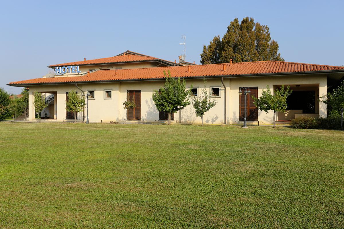 Hotel Franciacorta s.r.l Paderno Franciacorta Luaran gambar